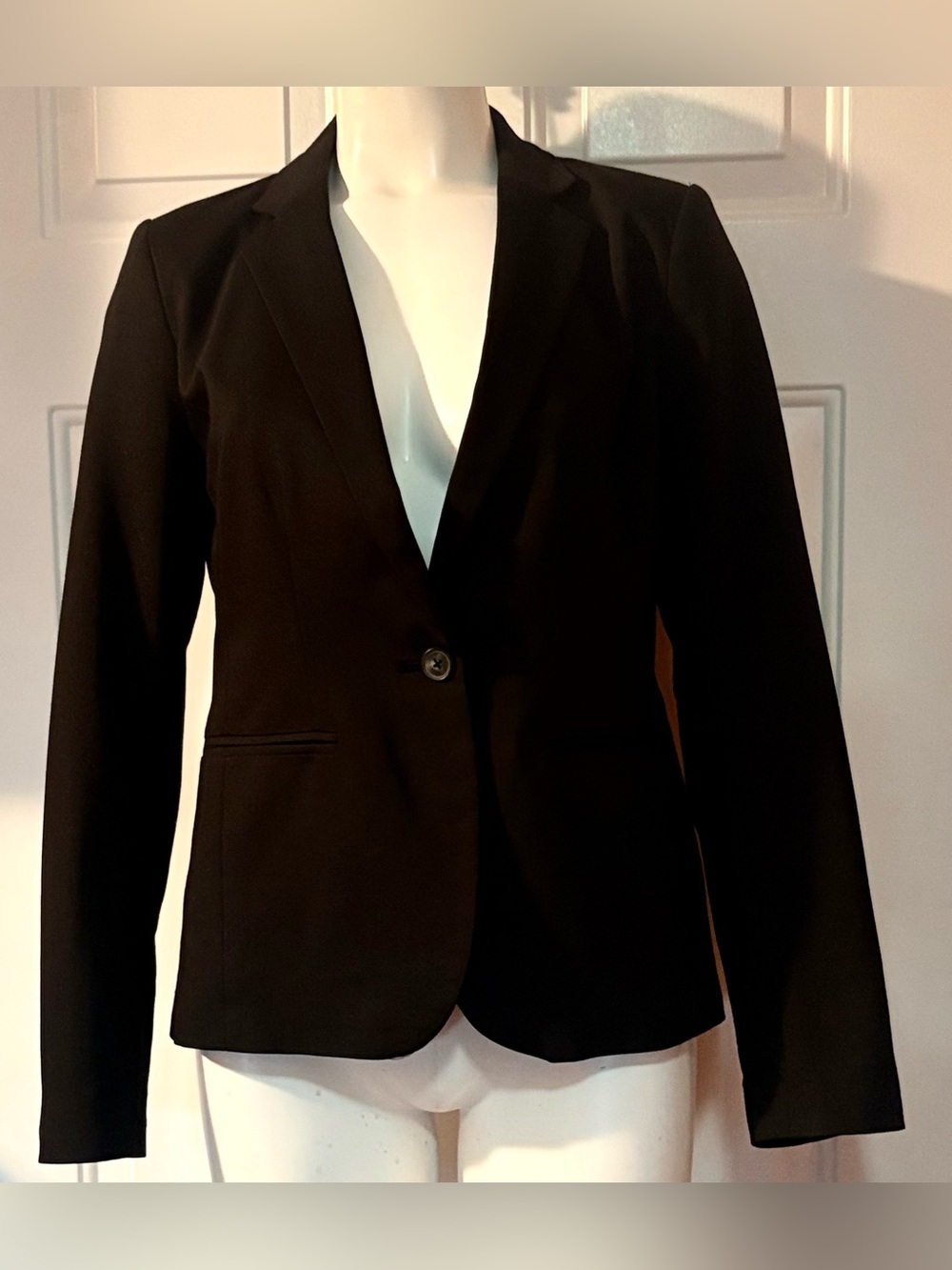 Women’s black blazer, Apt. 9 by Kohl's, Torie style, single-button size 8
